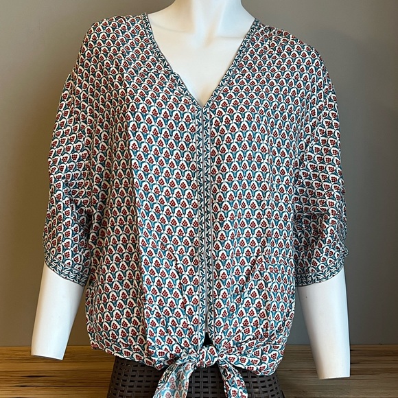 NWT Max Studio Vneck Top Size Small - Picture 2 of 7